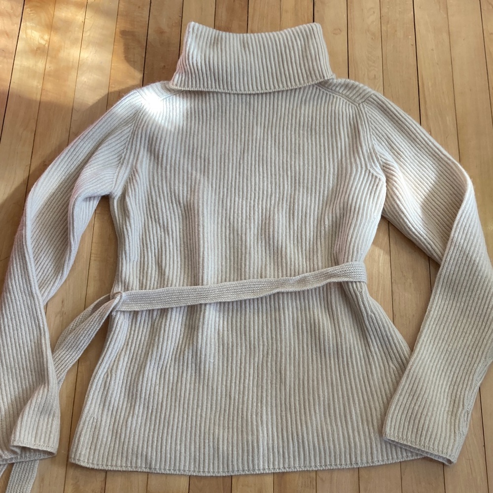 Cozy Cream Turtleneck Sweater 100% Cashmere